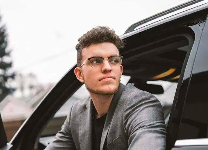 How The 16-Years Old Entrepreneur Luke Lintz Is Taking Over Social Media
